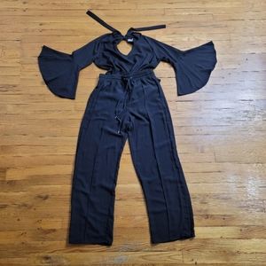 H&M Black Ruffled sleeves top with Pants